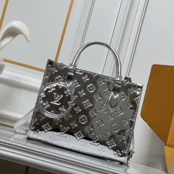 1-1.png Louis Vuitton Zippy Wallet Vivienne Damier Azur Beige 7.7 Inches N40507