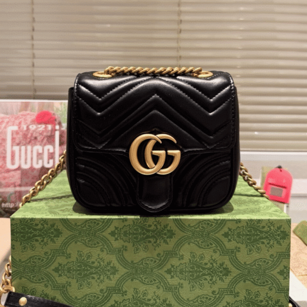 Gucci Gg Marmont Square Shoulder Bag Black 7.1 Inches