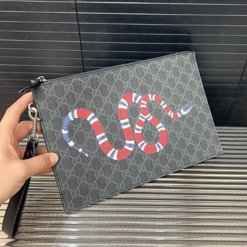 Gucci Kingsnake Gg Supreme Clutch Bag Black 11.4 Inches
