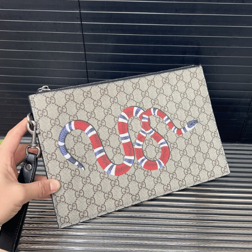 Gucci Kingsnake Gg Supreme Clutch Bag Beige 11.4 Inches
