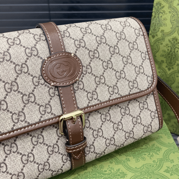 1-147.png Gucci Gg Supreme Flap Messenger Bag Beige 9.8 Inches