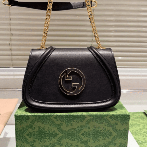 Gucci Blondie Small Shoulder Bag Black 8.7 Inches ‎815715 AAEEX1000