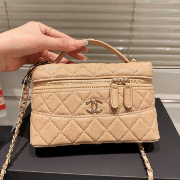 Chanel Vanity With Chain Beige 6.7 Inches