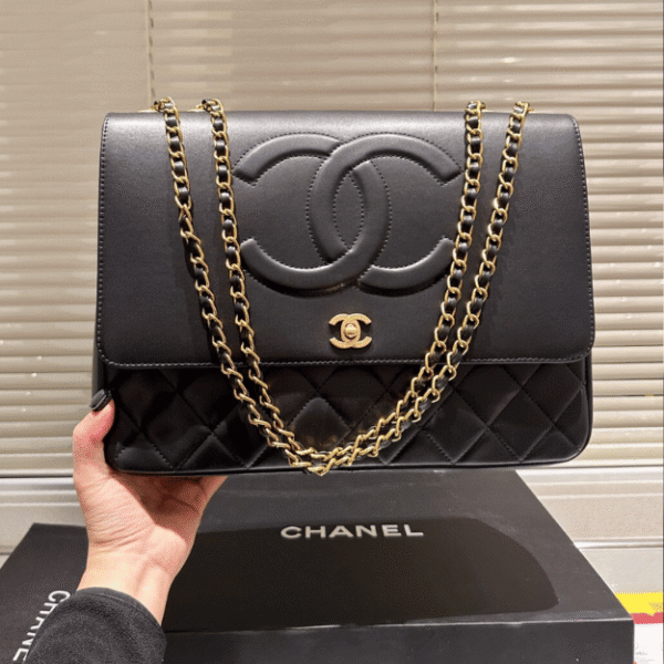 1-300 Chanel Cc Logo Maxi Flap Bag Black 13.0 Inches