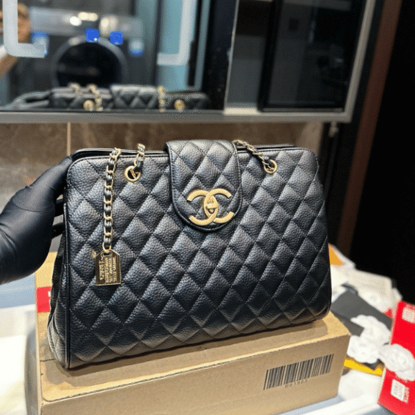 Chanel Quilted Chain Tote Bag Black 14.2 Inches
