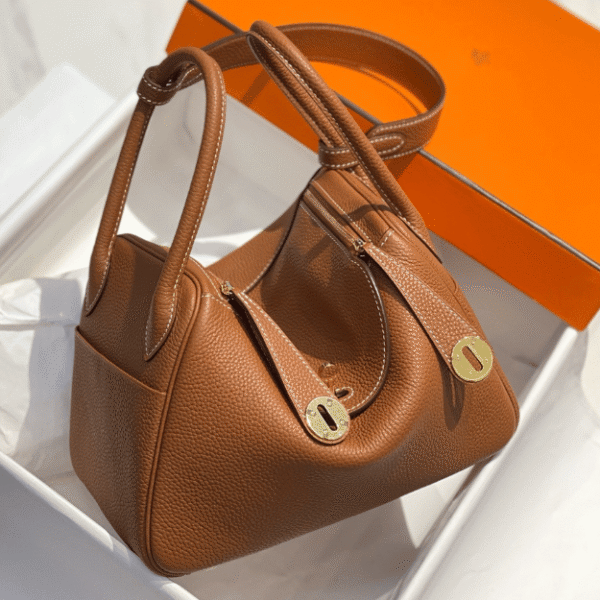 Hermès Lindy 26 Bag Tan/Camel 10.2 Inches