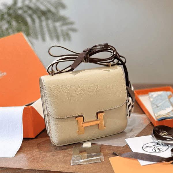 Hermès Constance Bag Mini White 7.5 Inches