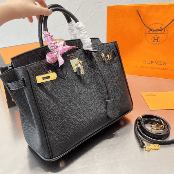 Hermès Birkin Bag Black 11.8 Inches