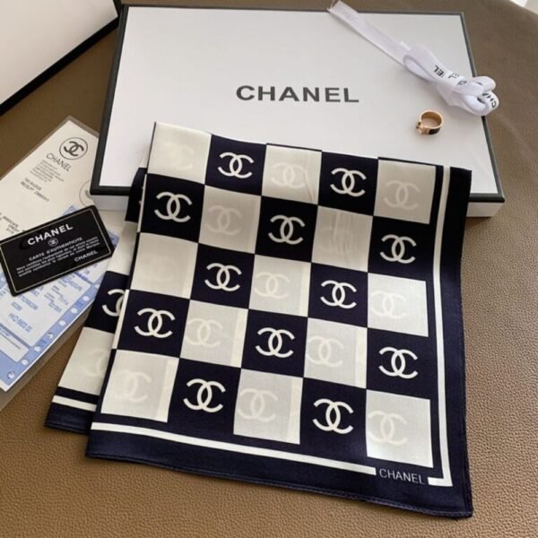 1-4-1.jpg Chanel Square Motif Cc Logo Silk Scarf Black And White 27.6 Inches
