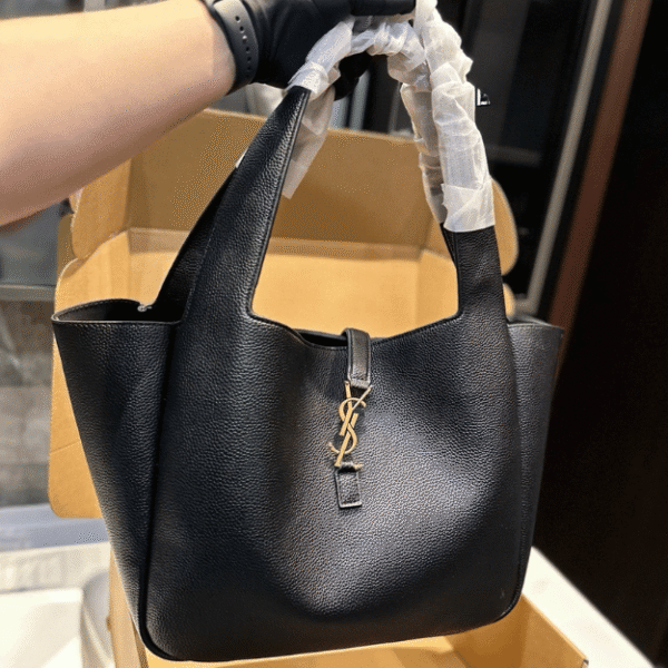 Saint Laurent Le 5 À 7 Maxi Bag Black 19.7 Inches 763435AADUU1000