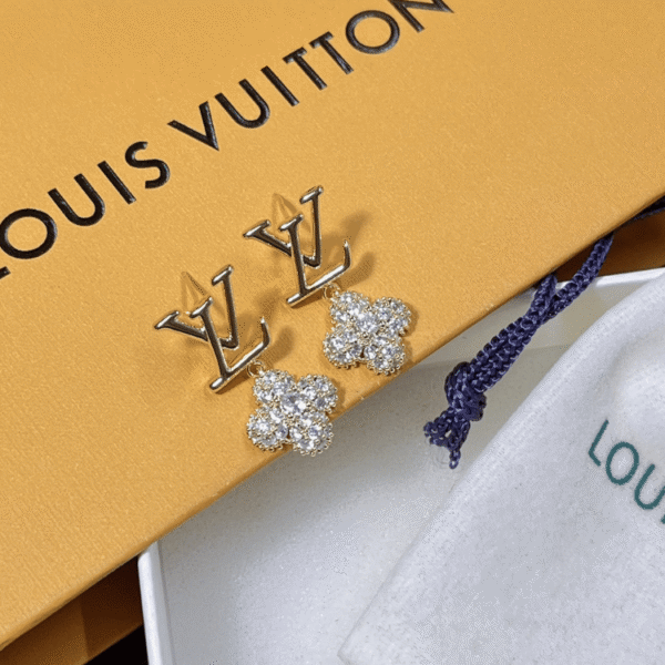 Louis Vuitton Lv & V Flower Drop Earrings Gold-Tone