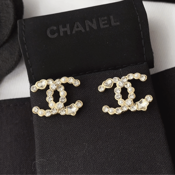 Chanel Cc Logo Stud Earrings With Rhinestones And Pearls Gold-Tone