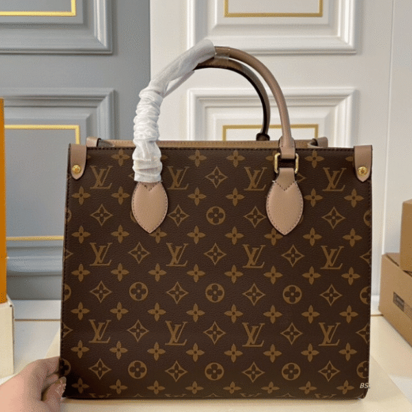 Louis Vuitton Onthego MM Monogram 12.6 Inches