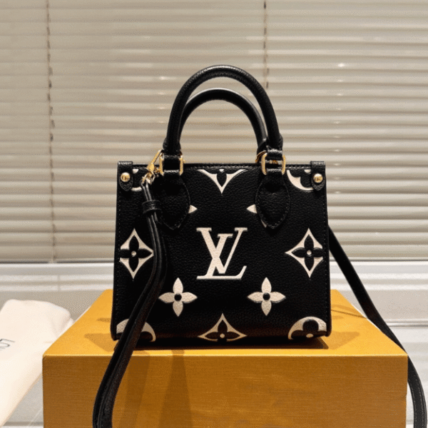 Louis Vuitton Onthego Mini Black White Monogram 7.1 Inches