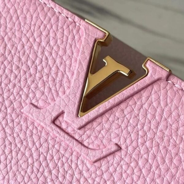 10-29 Louis Vuitton Mini Capucines Rose Chamallow Pink 7.9 Inches M22375