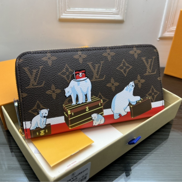 Louis Vuitton Zippy Wallet Monogram Polar Bear Animation 7.5 Inches M62086