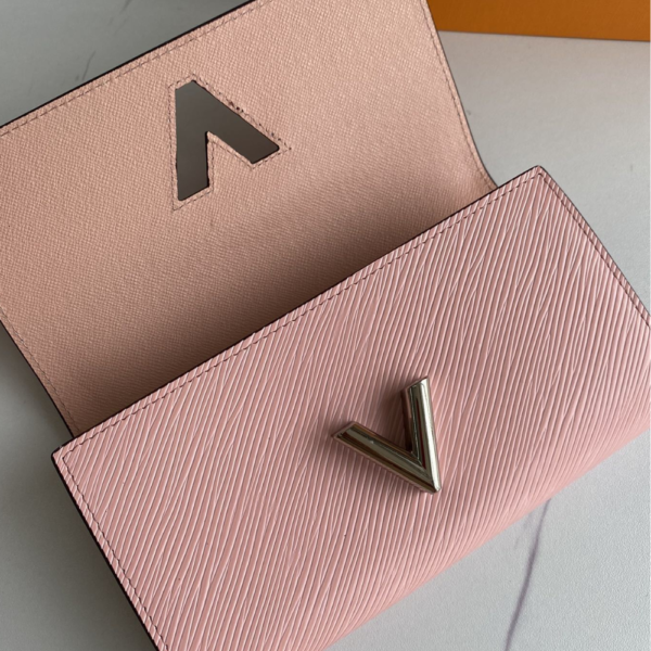 Louis Vuitton Twist Wallet Epi Pink 7.5 Inches M67510