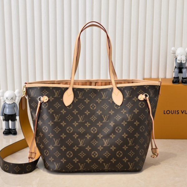Louis Vuitton Neverfull Bandoulière Inside Out MM Yellow 12.2 Inches M12779