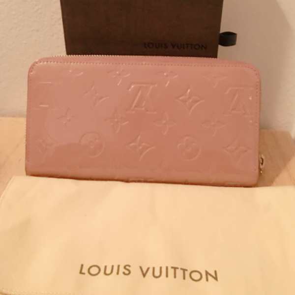 Louis Vuitton Zippy Wallet Monogram Vernis Rose Ballerine 7.5 Inches M91457
