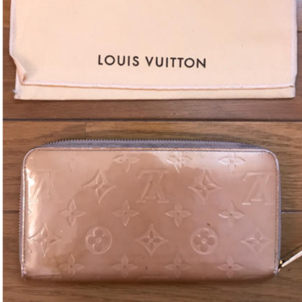 Louis Vuitton Zippy Wallet Monogram Vernis Magnolia 7.5 Inches M91457