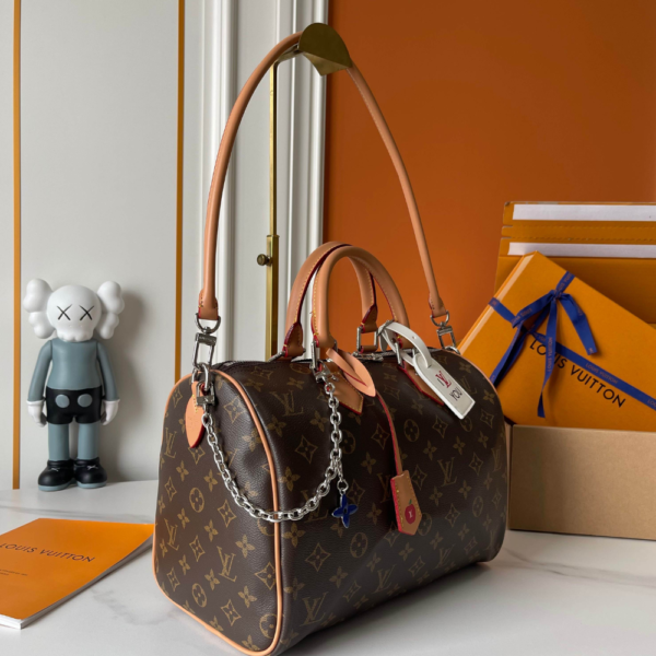 Louis Vuitton 57TH Street Nyc Speedy Soft 30 11.8 Inches M12803