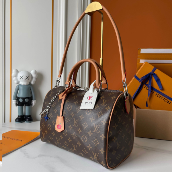 Louis Vuitton 57TH Street Nyc Speedy Soft 30 11.8 Inches M12803