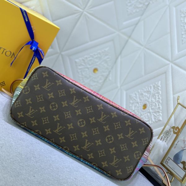 Louis Vuitton LV X YK Neverfull MM Pumpkin Print 12.2 Inches M46468