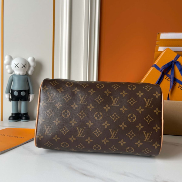 Louis Vuitton 57TH Street Nyc Speedy Soft 30 11.8 Inches M12803