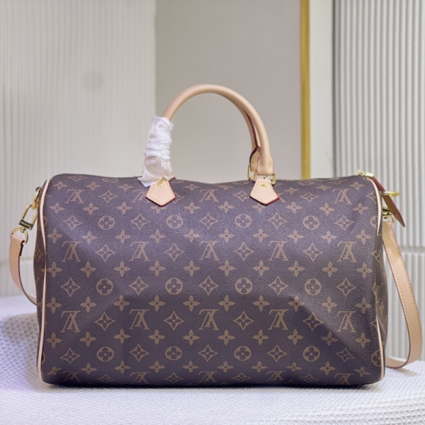 Louis Vuitton Speedy P9 Bandoulière 40 15.7 Inches M24422