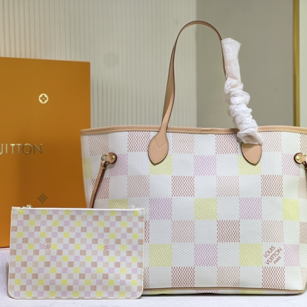 196-1 Louis Vuitton Neverfull MM Peach 12.2 Inches N40668