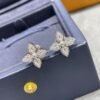 Louis Vuitton Idylle Blossom Stud Earings White Q96966