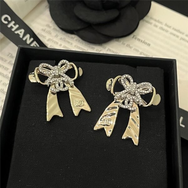 Chanel Stud Earrings With Gold ABG598 B22434 U4561