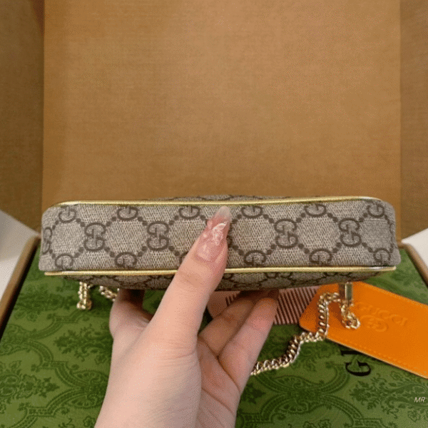 Gucci Ophidia Mini Gold Chain Bag Beige 7.5 Inches ‎764960 KAAAH 9746
