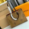 Louis Vuitton Onthego MM Monogram 13.8 Inches M45321