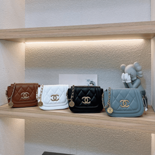 2-300 Chanel Coin Charm Flap Bag White 7.9 Inches