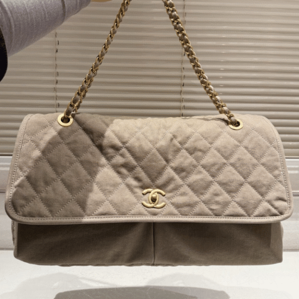 2-334 Chanel Vintage-Style Flap Bag Khaki 15.7 Inches