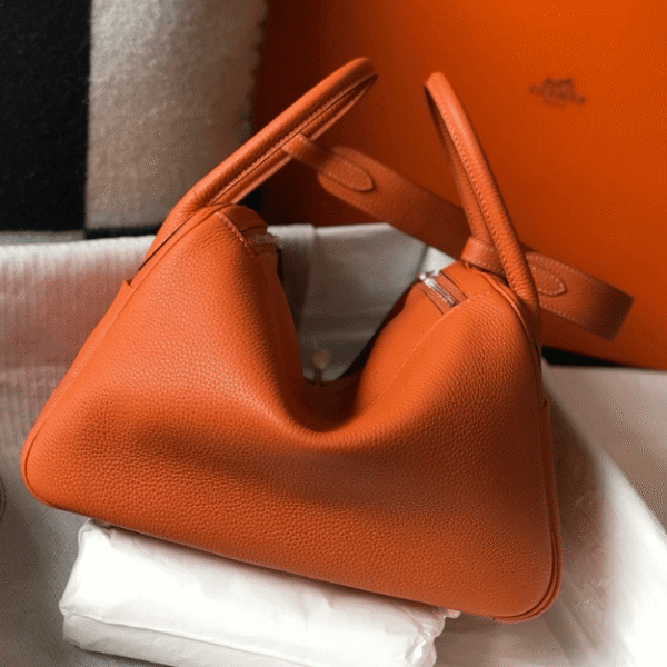 Hermès Lindy 26 Bag Orange/Terracotta 10.2 Inches