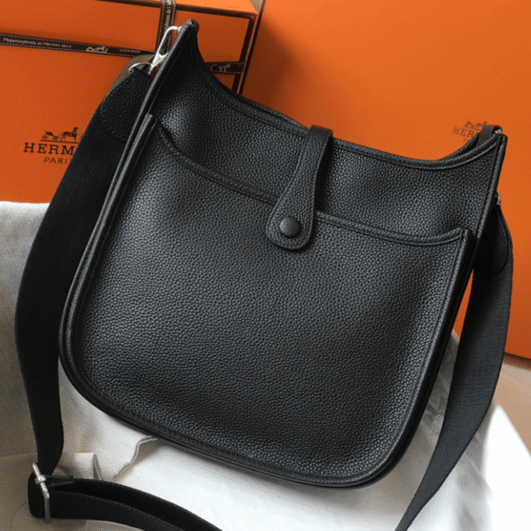 Hermès Evelyne Bag III 29 PM Black 11 Inches
