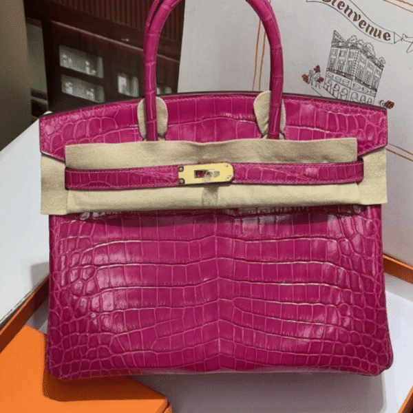 Hermès Birkin Bag Fuchsia Crocodile 11.8 Inches