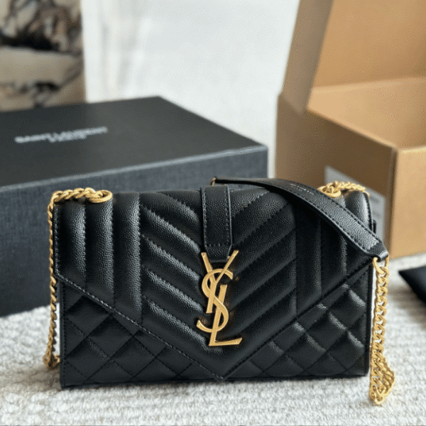 Saint Laurent Envelope Woc Black Quilted Bag 8.3 Inches 600185AACT71000
