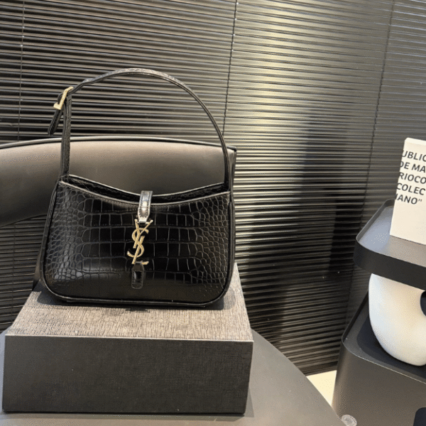 Saint Laurent Le 5 À 7 Hobo Bag Black Croc 9.4 Inches 657228DZESW1062