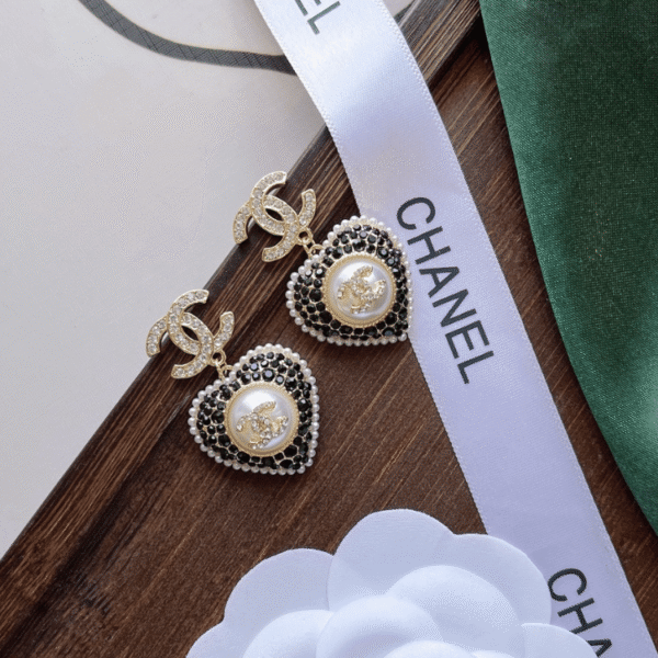 Chanel Cc Logo Heart Drop Earrings With Pearls And Rhinestones Black/White/Gold