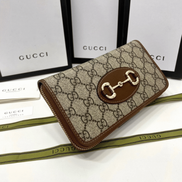 2-518 Gucci Horsebit 1955 Zip-Around Wallet Gg Supreme 7.5 Inches