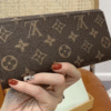 2-524 Louis Vuitton Sarah Wallet Monogram 7.5 Inches M60531