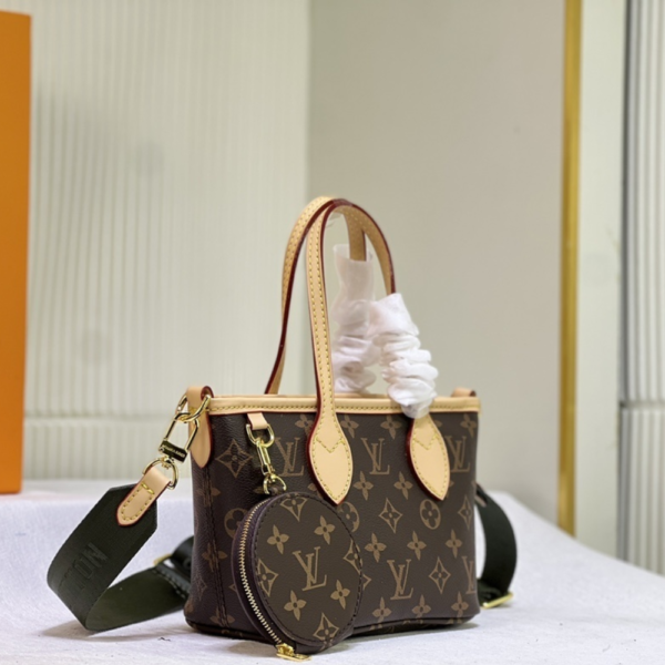 Louis Vuitton Neverfull BB Monogram Brown 9.4 Inches M46705