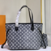 Louis Vuitton Neverfull MM Grey 12.2 Inches M21465