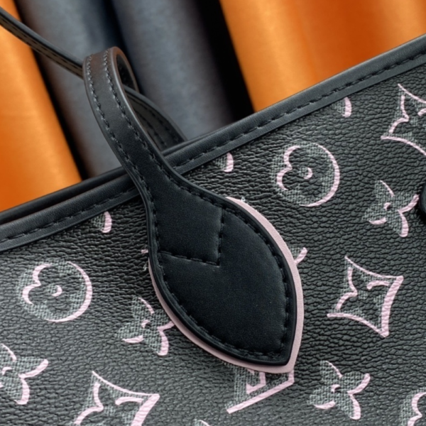 Louis Vuitton Neverfull MM Monogram Empreinte With Pouch Pocket Black 12.2 Inches M20921