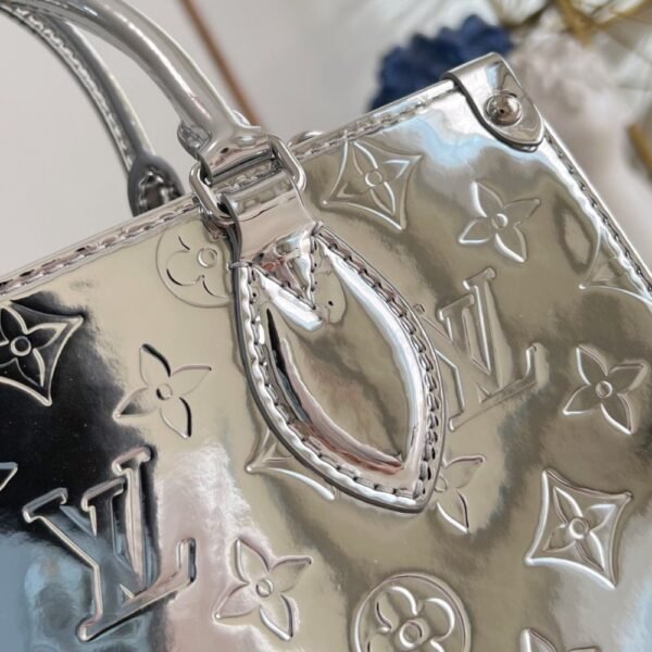 [Premium Quality] – Louis Vuitton Onthego PM Silver 9.8 Inches M26373