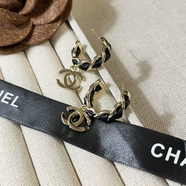Chanel Chain CC Small Hoop Earrings Gold