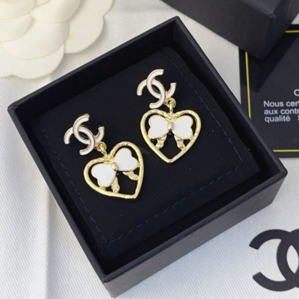 3-146-1.jpg Chanel Metal Enamel Cc Heart Drop Earrings Gold ABF305 B19851 NAFGV